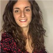 Laureata in Lingue e culture per il turismo e commercio internazionale